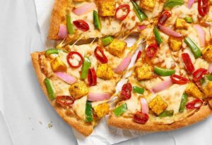 paneer red hot pizza